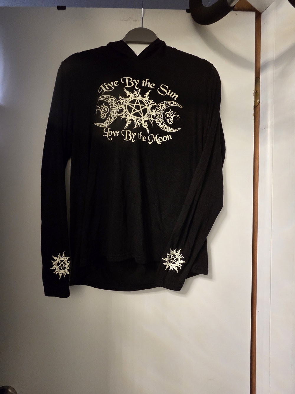 Black Celestial Sun & Moon Hooded Top with Thumb Holes – Size L